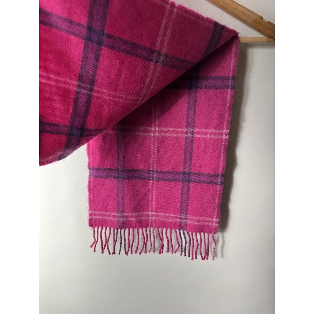 John Hanly Men's One Size Multicolor Pink Extrafine Merino Wool Scarf